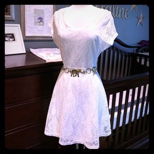 🍄 Little white lace dress